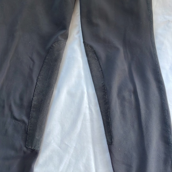 Kerrits Riding Breeches. Girls Size XL. - Picture 2 of 7